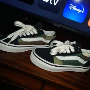 Brand new toddler van's